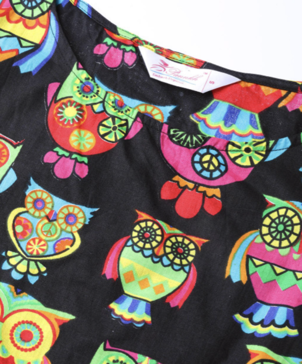 Women Black & Green Printed Top