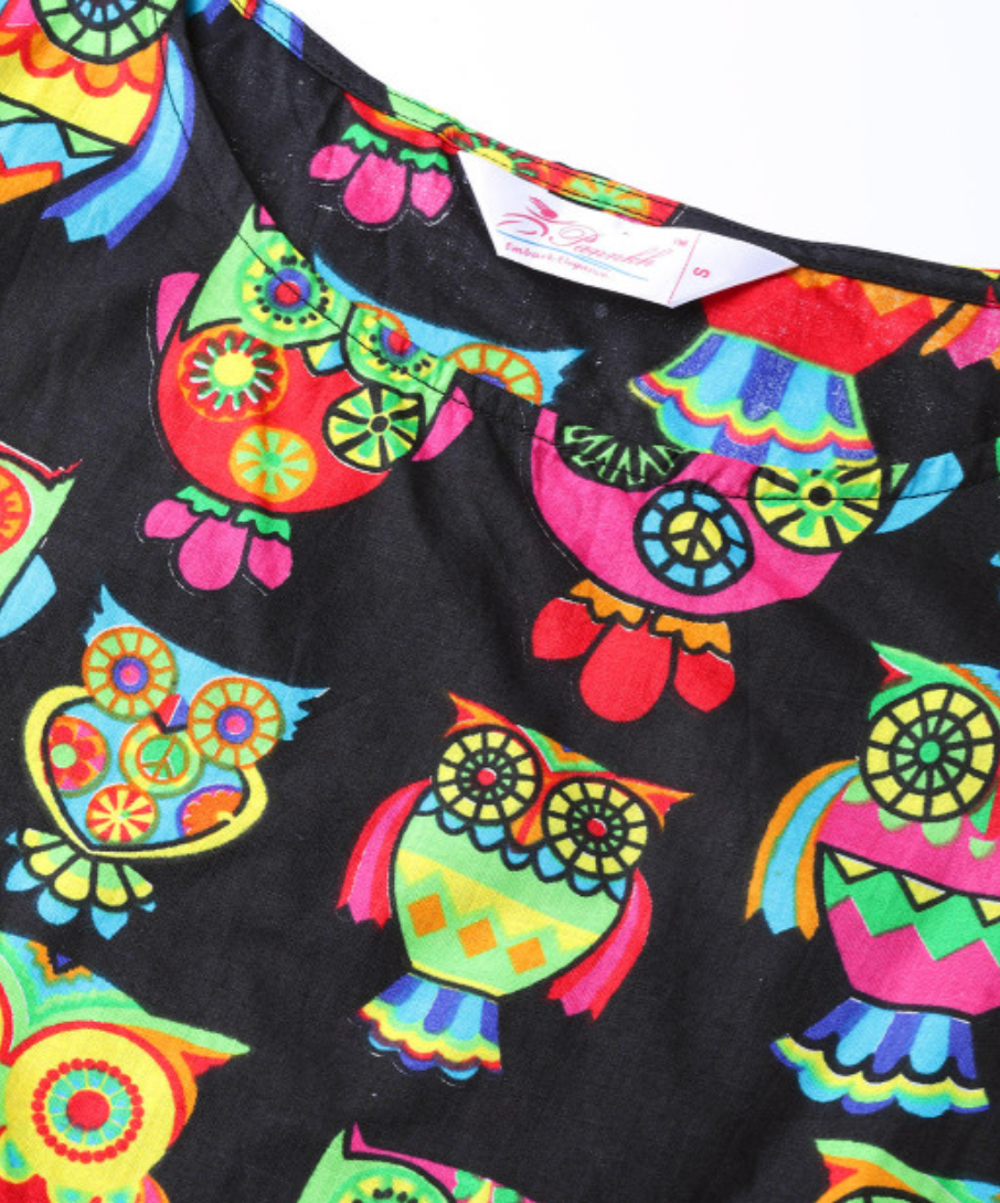 Women Black & Green Printed Top - Image 2