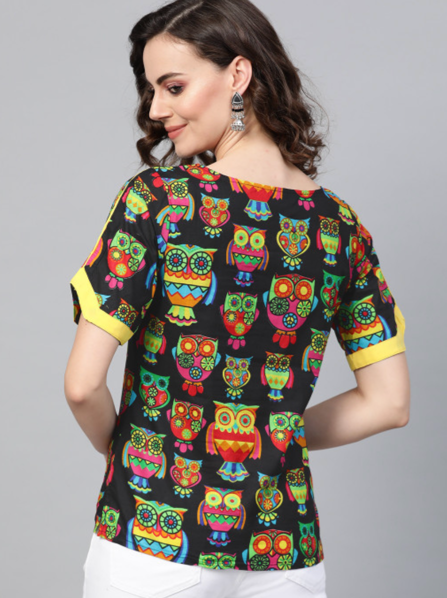 Women Black & Green Printed Top - Image 4