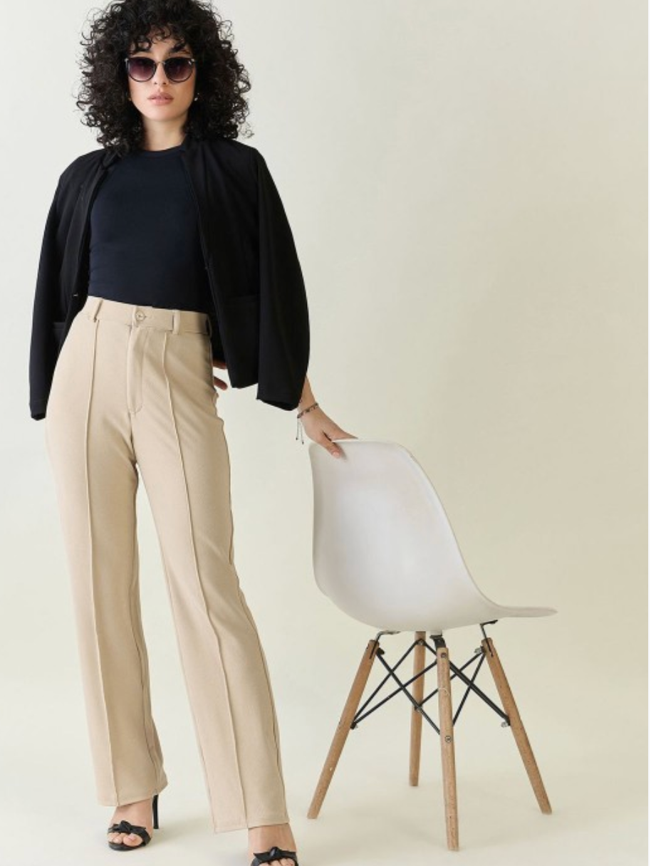 Women Relaxed High-Rise Trousers - Image 5