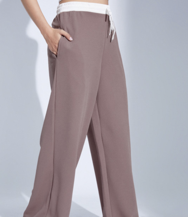 Women Easy Wash Pleated Trousers