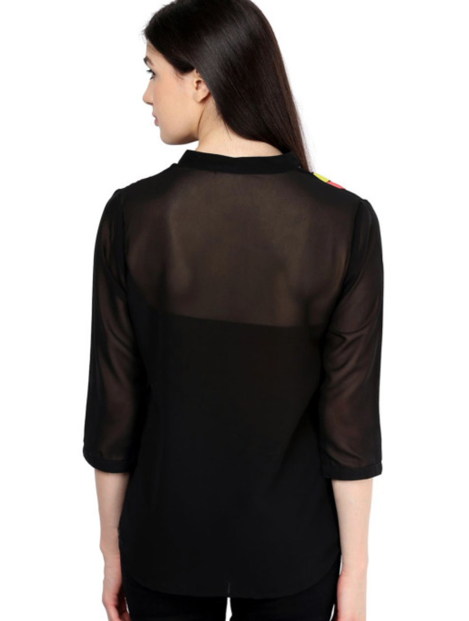 Women Geometric Printed Mandarin Collar Crepe Top - Image 3