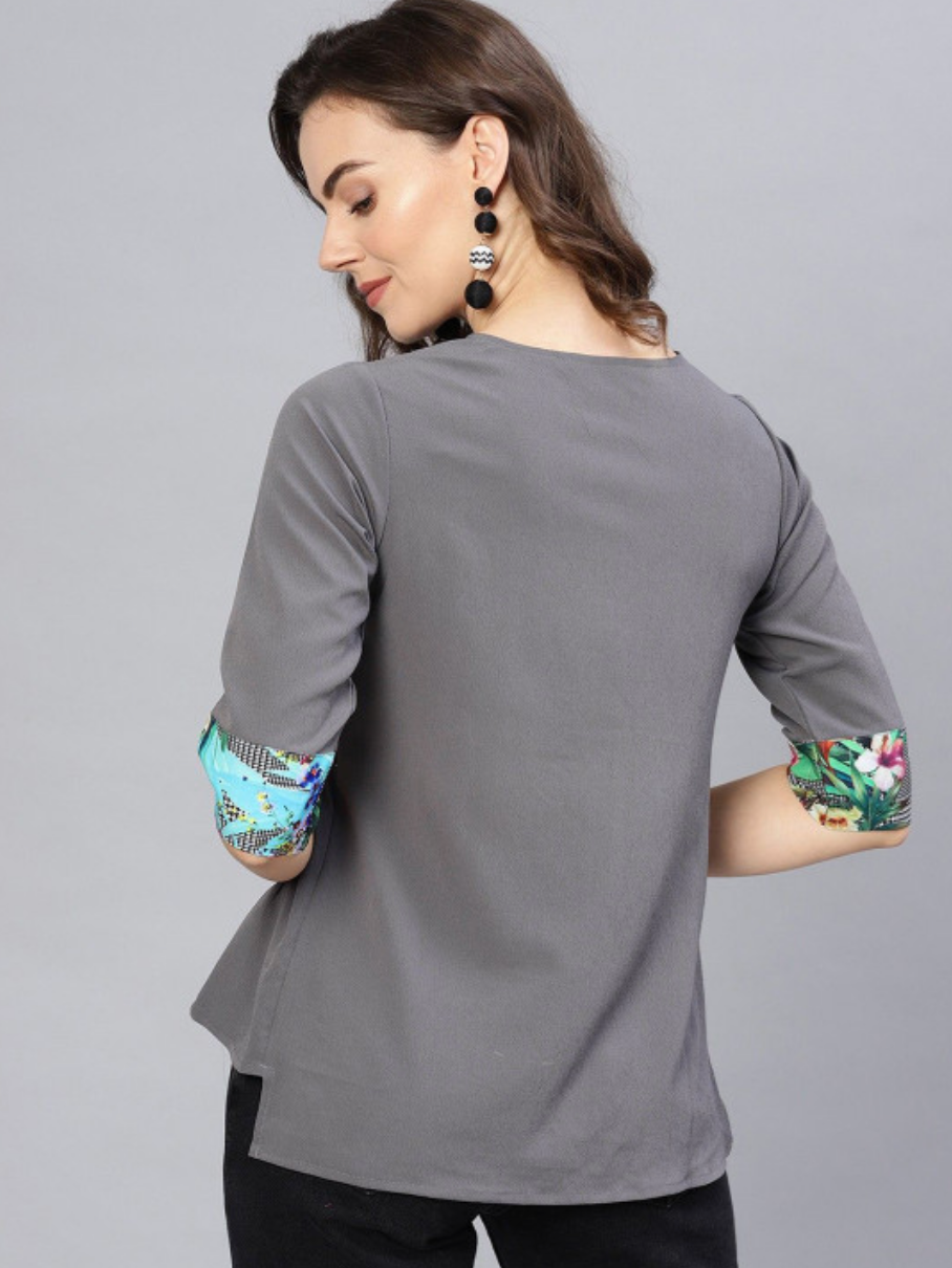 Women Floral Print Casual Top - Image 4