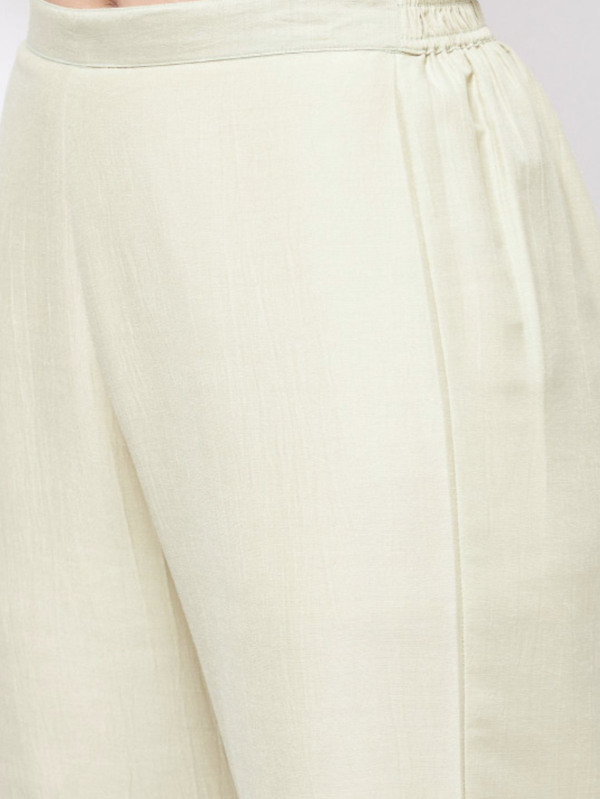 Women Ethnic Motifs Foil Printed Trousers