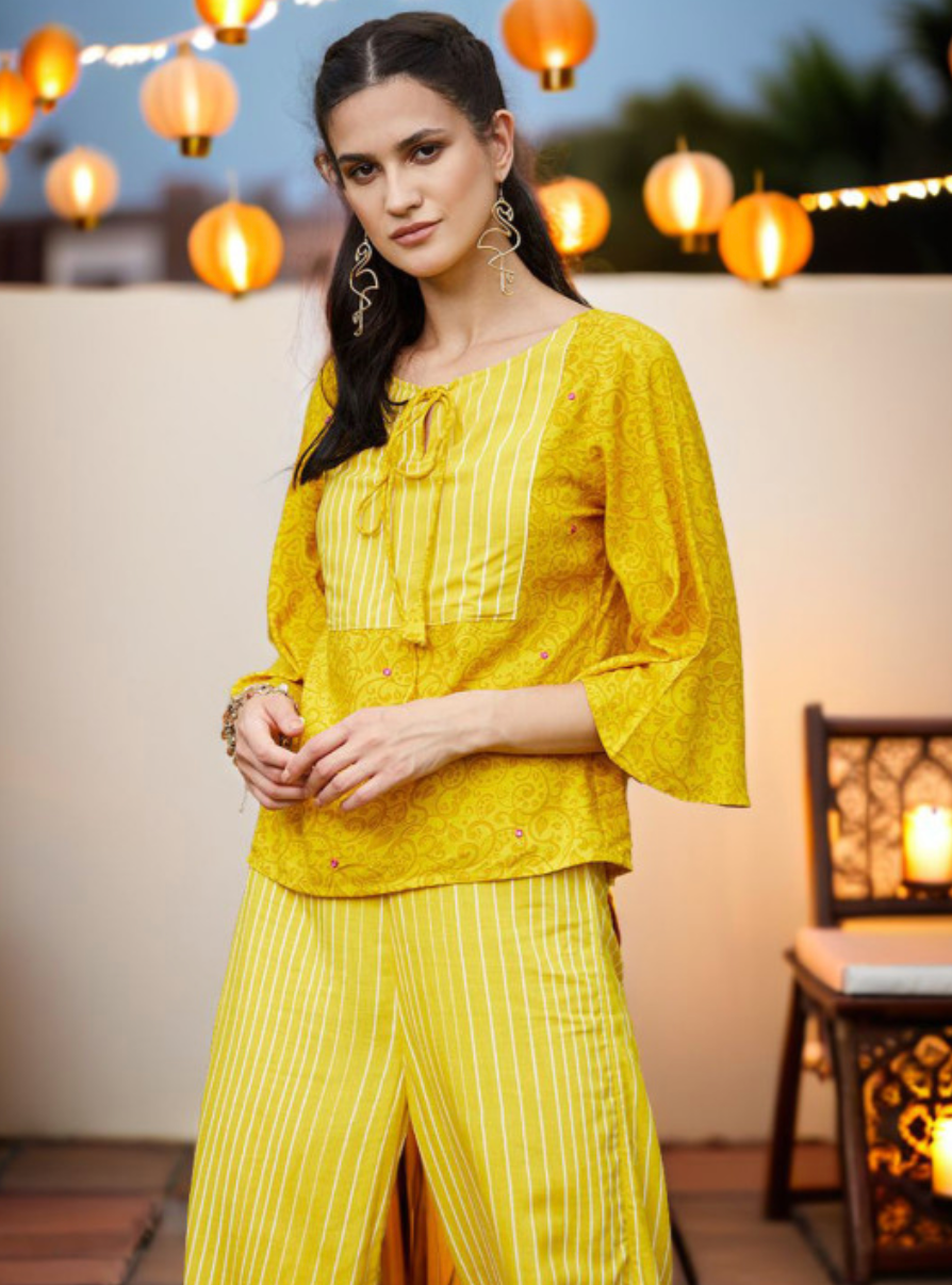 Women Ethnic Printed Kimono Sleeve Top - Image 1