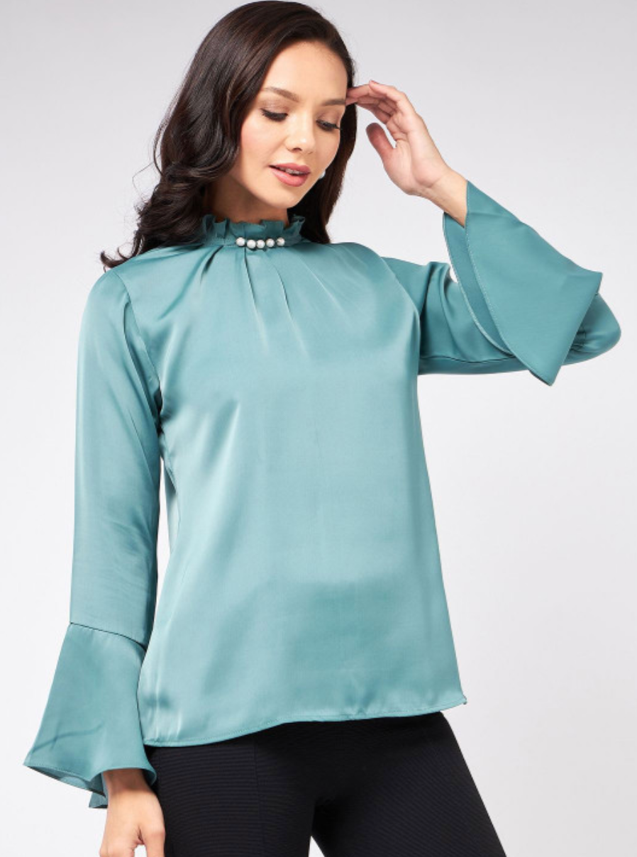 Round Neck Flared Sleeves Top - Image 2