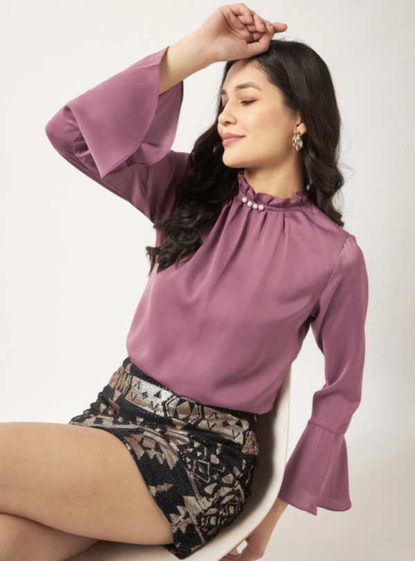 Round Neck Bell Sleeves Top